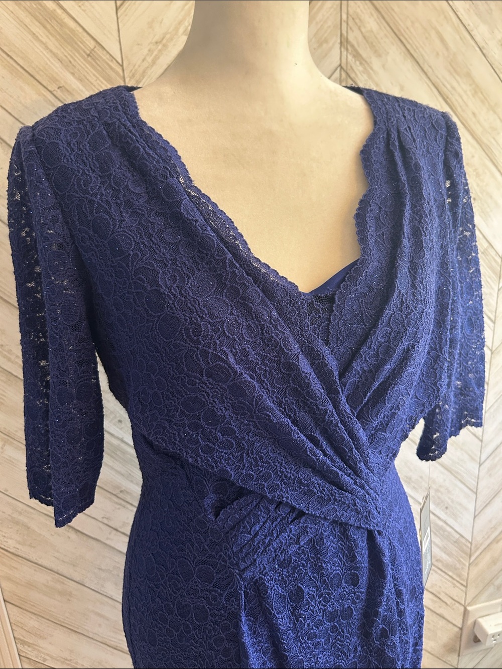 Tahari Levine Cobalt Blue Floral Sparkly Lace MIDI 3/4 Sleeve Cocktail Dress 6